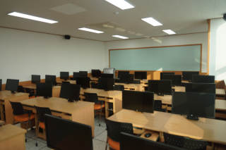 성장지원관_전산실습실